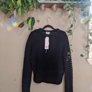 DKNY Pull Over